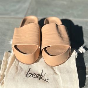 Beek Platform Slide Sandal, beach, size 7